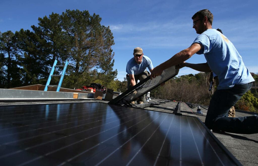 RooftopSolarInstall 1180x760 1